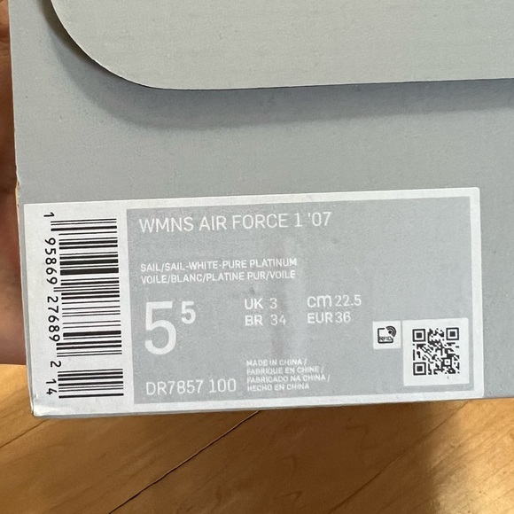 Nike Air Force 1 sz 5.5 - Picture 7 of 7